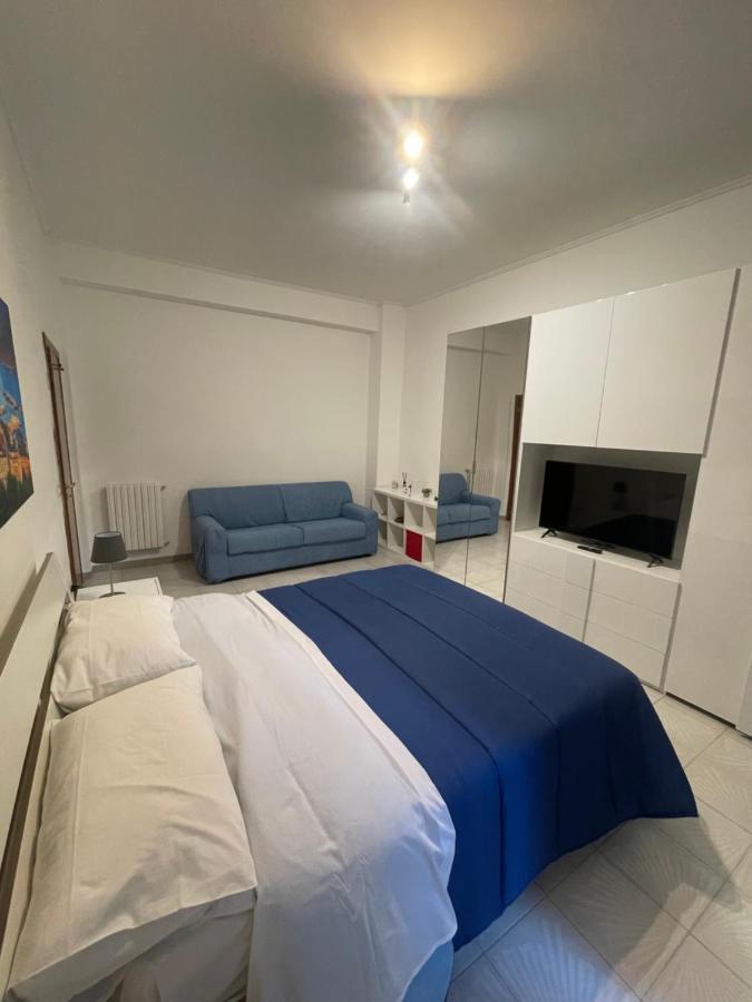 Valentina House Apartment Napoli Bagian luar foto
